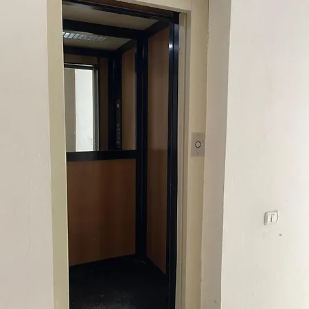 Ox Apartament * Durres